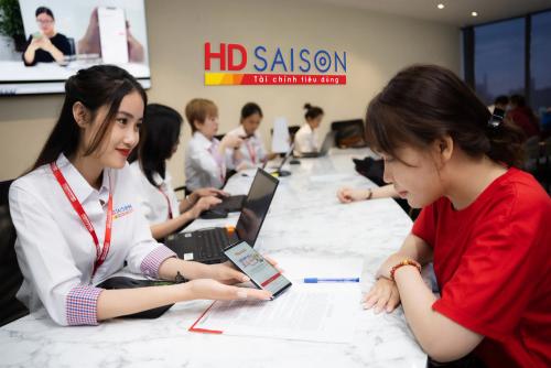 “Bình dân học vụ số” – HD SAISON đưa tài chính số đến gần hơn với người lao động